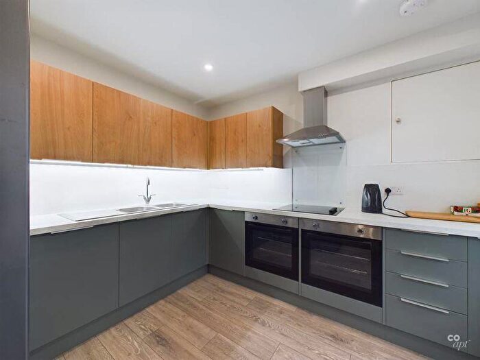 1 Bedroom End Of Terrace House To Rent In Medmerry Hill, Brighton, BN2