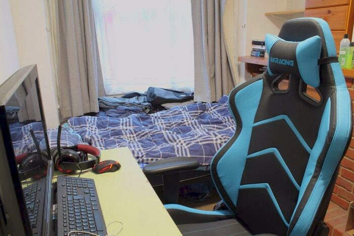 1 Bedroom House To Rent In Love Lane - Bedroom Available, CT1