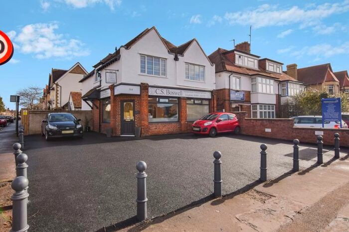 2 Bedroom Flat To Rent In Banbury Road, Oxford, OX2