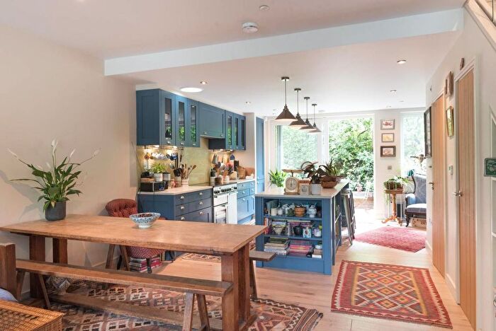 4 Bedroom Property To Rent In Welby Street, SE5