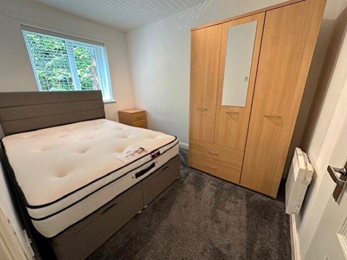 2 Bedroom Flat To Rent In Beaufort Place, Evans Close, Didsbury, M20