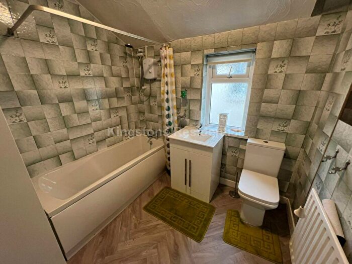 4 Bedroom Terraced House To Rent In Allensbank Road, Heath, CF14