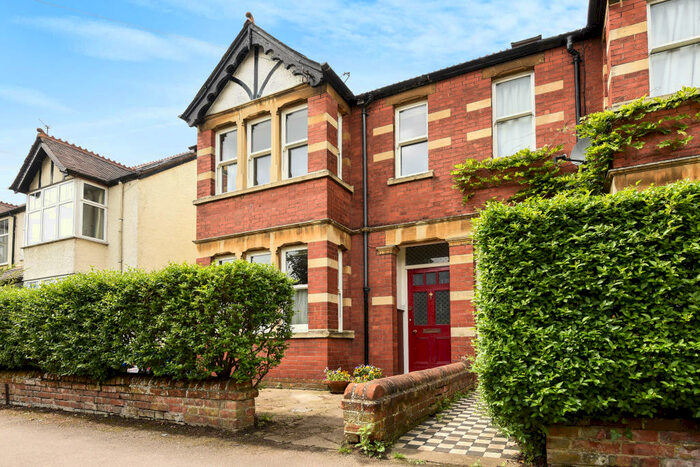 4 Bedroom Semi-Detached House To Rent In Osler Road, Headington, OX3