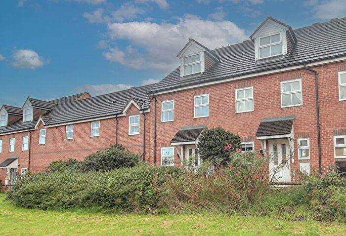 3 Bedroom Terraced House To Rent In County Way, Trowbridge, BA14