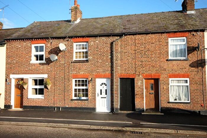 2 Bedroom Terraced House For Sale In Front Street, Slip End, LU1