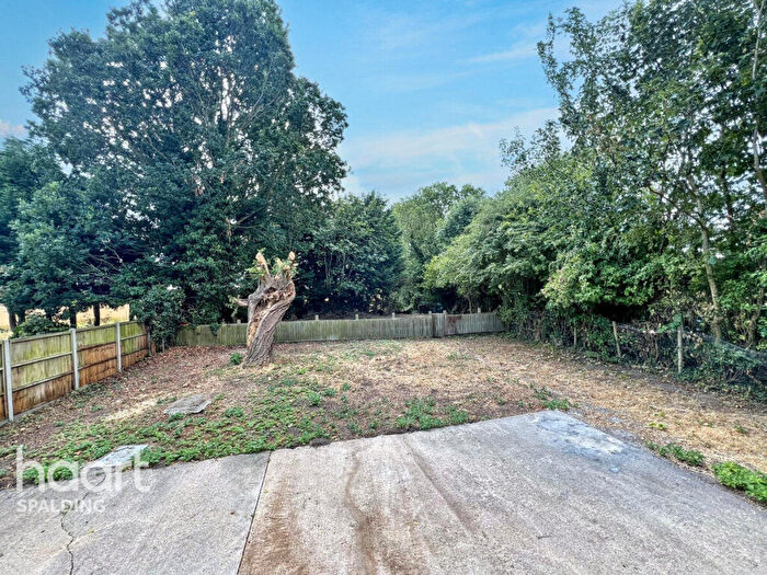 2 Bedroom Bungalow For Sale In Drove Road, Shepeau Stow, PE12