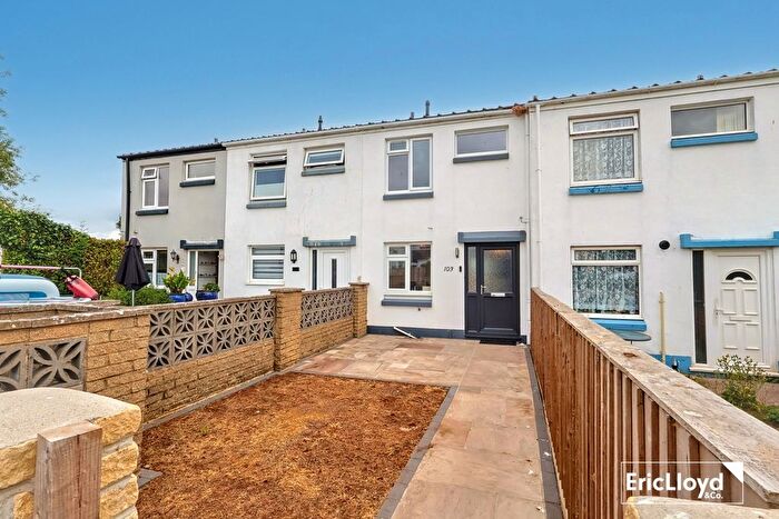 2 Bedroom Terraced House For Sale In North Boundary Road, Brixham, TQ5