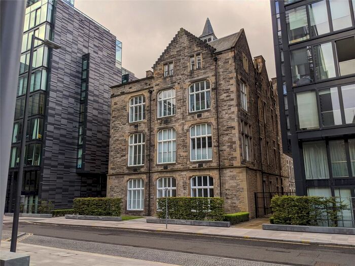 1 Bedroom Flat To Rent In Simpson Loan, Edinburgh, EH3