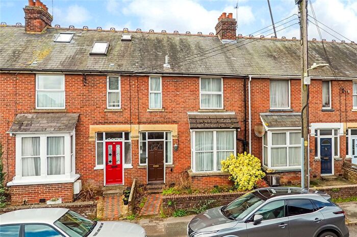 3 Bedroom Terraced House For Sale In Charles Street, Petersfield, Hampshire, GU32