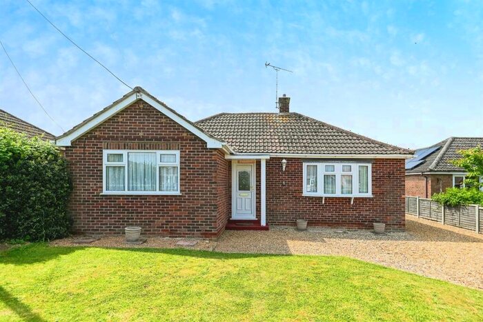 3 Bedroom Detached Bungalow For Sale In Collingwood Close, Heacham, King'S Lynn, PE31