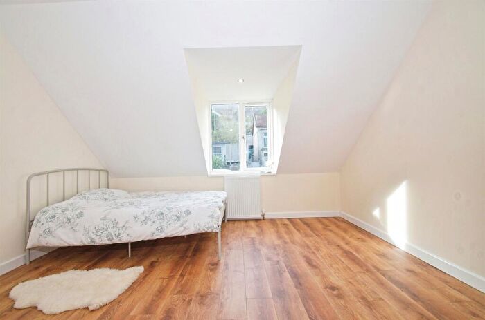 5 Bedroom Detached House For Sale In Clarence Street, Miskin, Mountain Ash, CF45