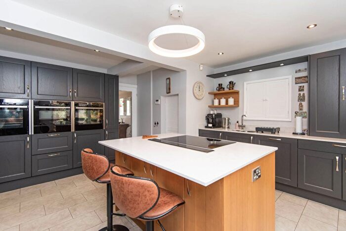 3 Bedroom Detached House For Sale In Elvaston Road, North Wingfield, S42