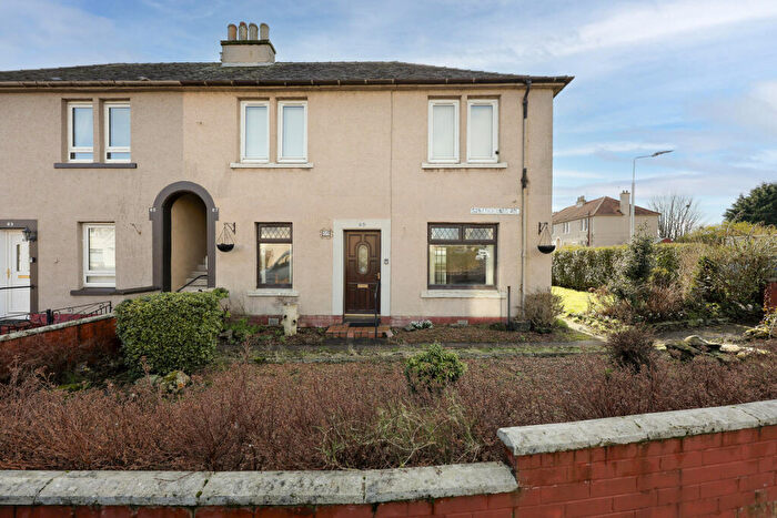 2 Bedroom Flat For Sale In Strathkinnes Road, Kirkcaldy, KY2
