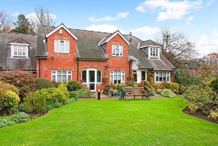 2 Bedroom Retirement Property For Sale In Green Lane, Stanmore, HA7