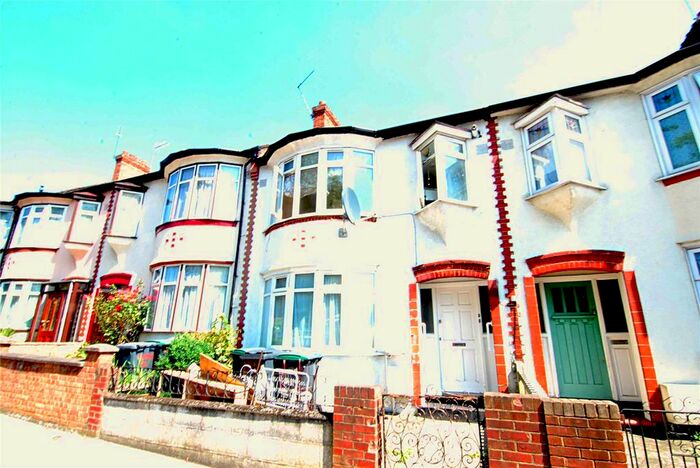 1 Bedroom Flat To Rent In Spur Road, Tottenham, London, N15