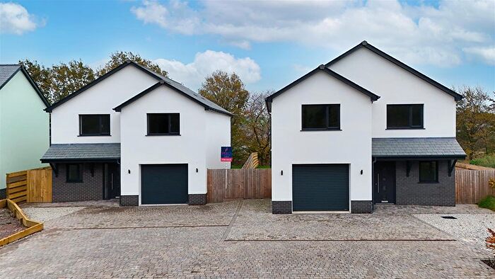 4 Bedroom Detached House For Sale In Mere Close, Barnstaple, EX31