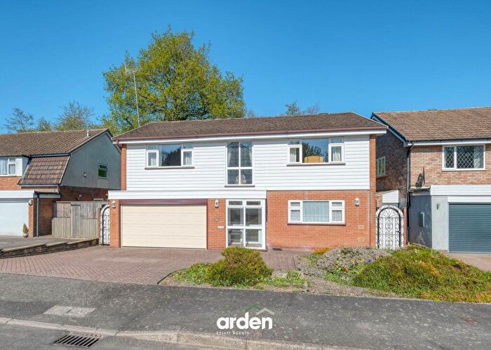 4 Bedroom Detached House For Sale In Wolverton Close, Redditch, B98
