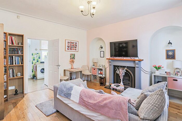 2 Bedroom Terraced House For Sale In Dawlish Avenue, Leeds, LS9