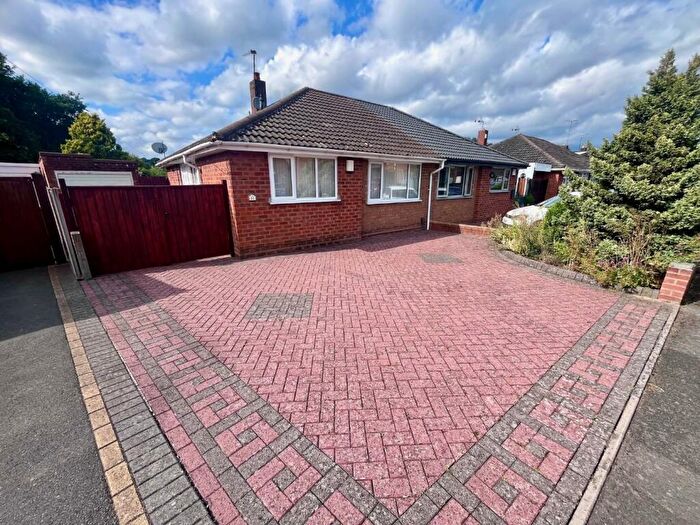 2 Bedroom Semi-Detached Bungalow To Rent In Eaton Crescent, Dudley, DY3