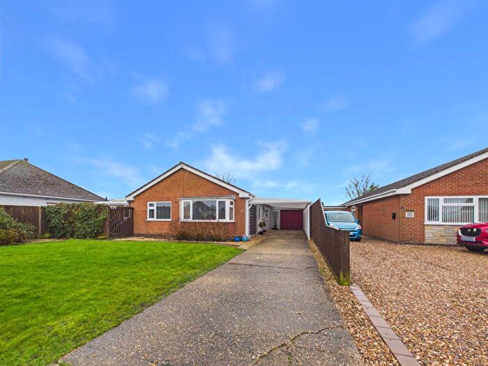3 Bedroom Detached Bungalow For Sale In Crabtree Lane, Sutton-On-Sea, LN12