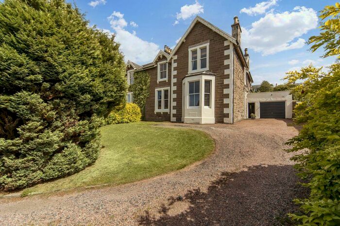 4 Bedroom Semi-Detached House For Sale In Tay Street, Newport-on-Tay, DD6