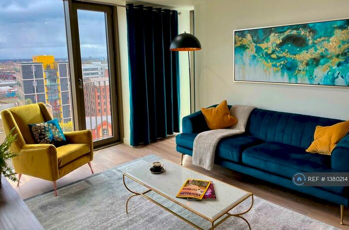 2 Bedroom Flat To Rent In Oxygen Tower, Manchester, M1