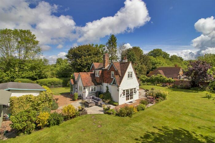3 Bedroom Detached House For Sale In Silverstead Lane, Westerham, TN16