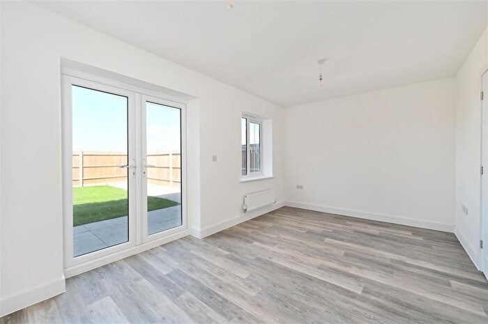 3 Bedroom End Of Terrace House To Rent In Lydd Road, New Romney, TN28