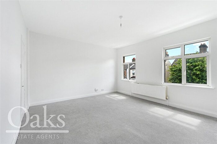 2 Bedroom Flat For Sale In Davidson Road, East Croydon, CR0