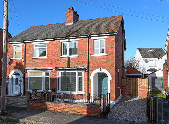 3 Bedroom Semi-Detached Villas For Sale In Loopland Drive, Belfast, BT6
