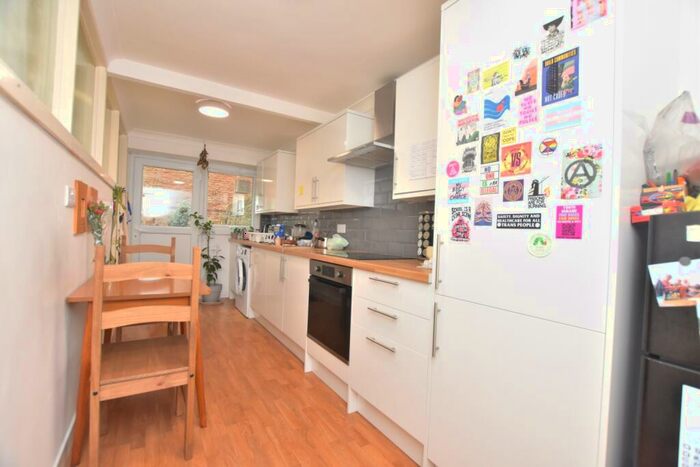 2 Bedroom Terraced House To Rent In Garden Flat, Worrall Road, Clifton, BS8