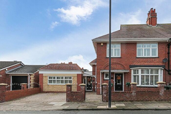 4 Bedroom Semi Detached House For Sale In Kings Road South, Wallsend, NE28