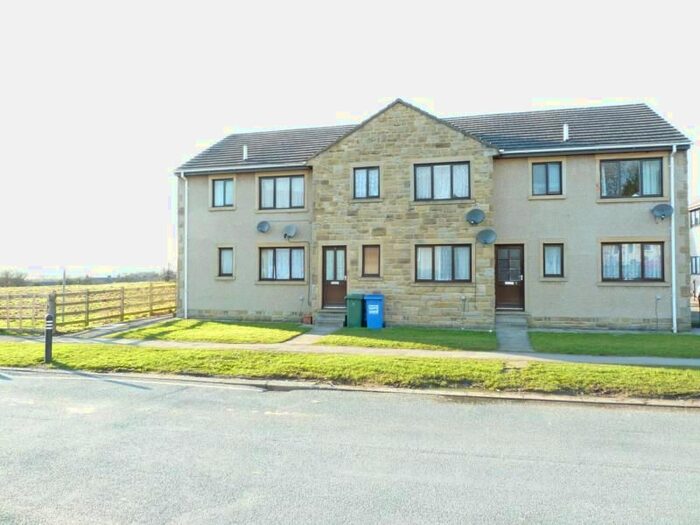 1 Bedroom Flat To Rent In Sharphaw Avenue, Skipton, North Yorkshire, BD23