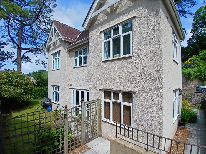 3 Bedroom Detached House For Sale In Carlton Court, Shepton Mallet, BA4
