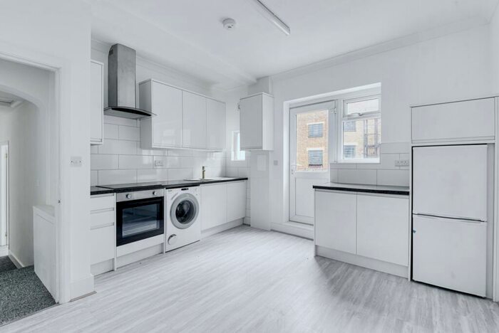 1 Bedroom Flat To Rent In Woolwich High Street London, SE18