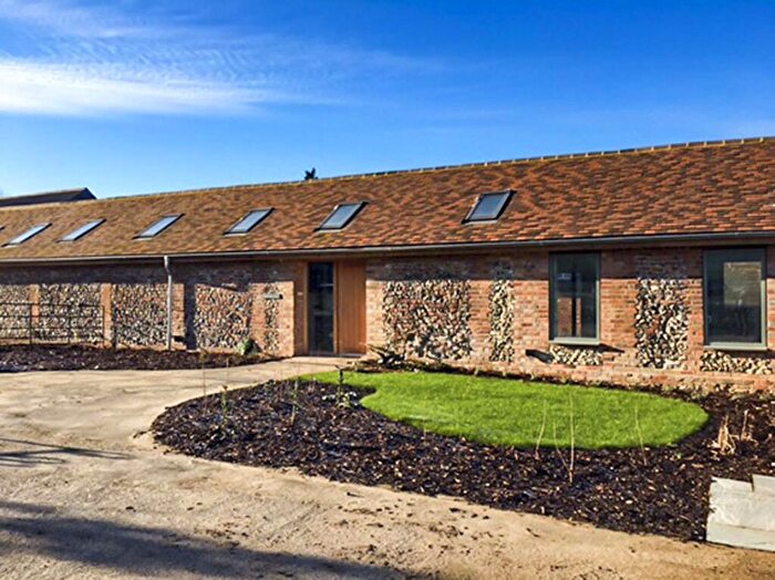 2 Bedroom Barn Conversion To Rent In Spring Farm Stables, Goring On Thames, RG8