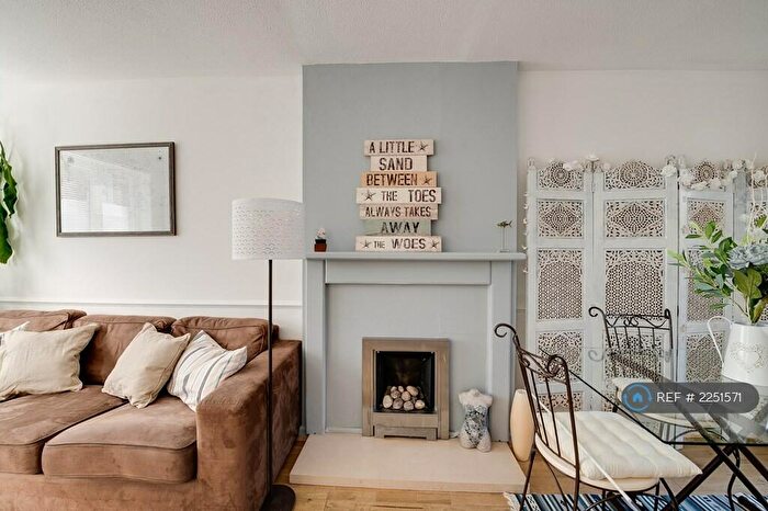 2 Bedroom Terraced House To Rent In Highland Street, Southsea, PO4