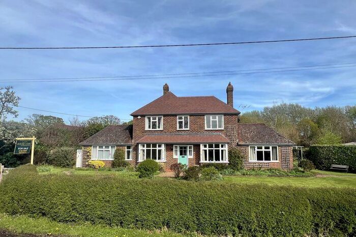 4 Bedroom Detached House For Sale In Tismans Common, RH12