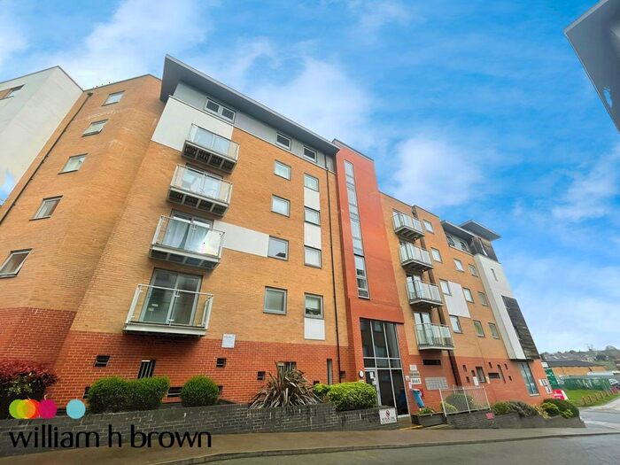 2 Bedroom Flat To Rent In Ship Wharf, Colchester, CO2