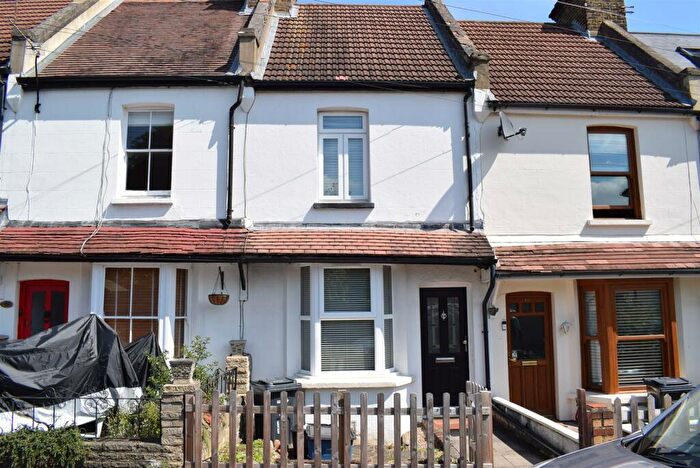 2 Bedroom Terraced House To Rent In Eagle Terrace, Woodford Green, IG8