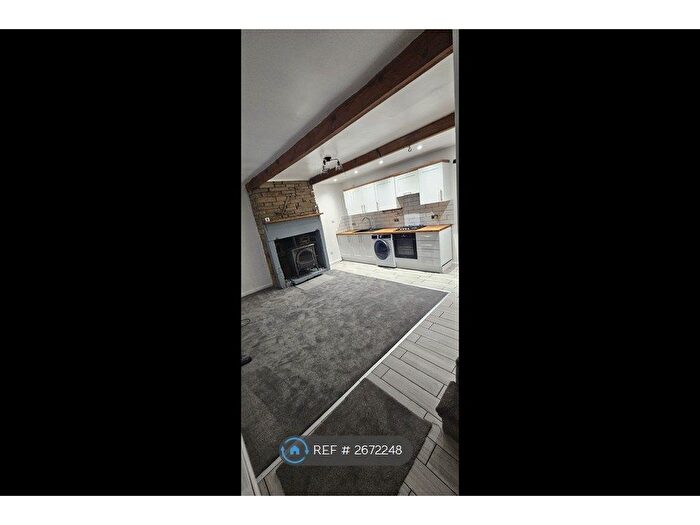 2 Bedroom Terraced House To Rent In Mount Pleasant, Denholme, Bradford, BD13