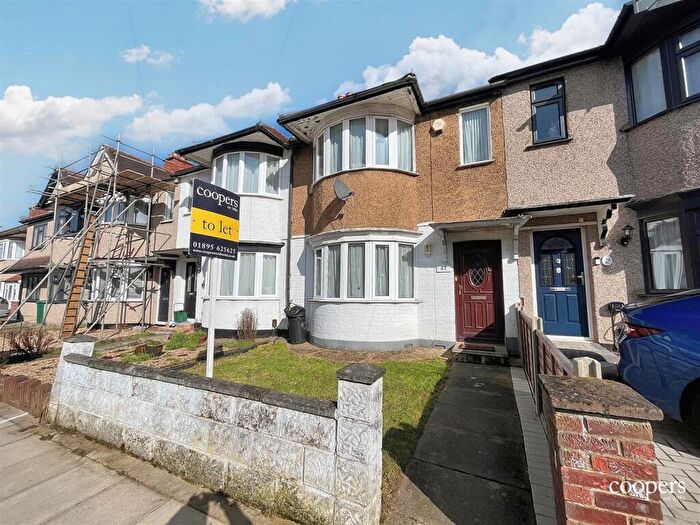 3 Bedroom Terraced House To Rent In Hartland Drive, Ruislip, HA4