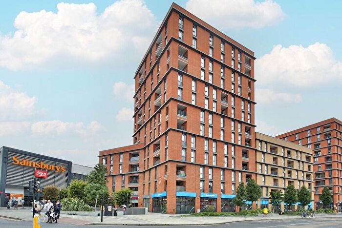 2 Bedroom Apartment For Sale In High Street, Sutton, London, SM1
