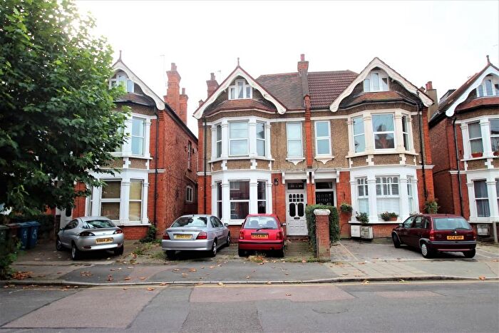 1 Bedroom Flat To Rent In Welldon Crescent, Harrow, HA1