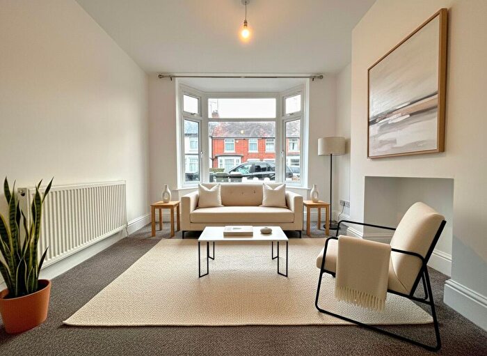 3 Bedroom Terraced House To Rent In Batsford Road, Coventry, CV6