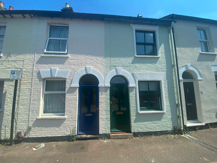 3 Bedroom Terraced House To Rent In Argyle Street, Cambridge, CB1