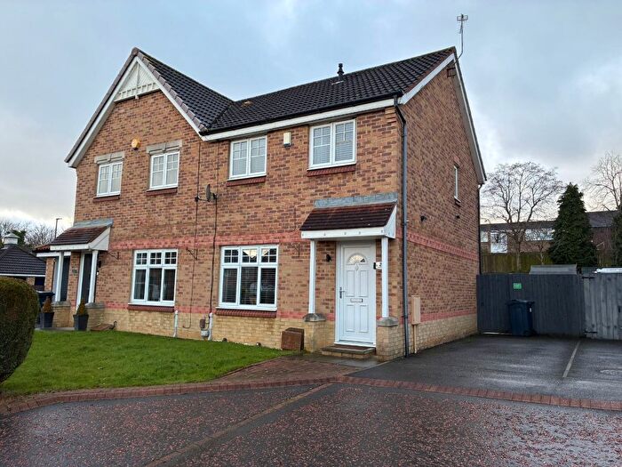 3 Bedroom Semi Detached House For Sale In Swarth Close, Washington, NE37