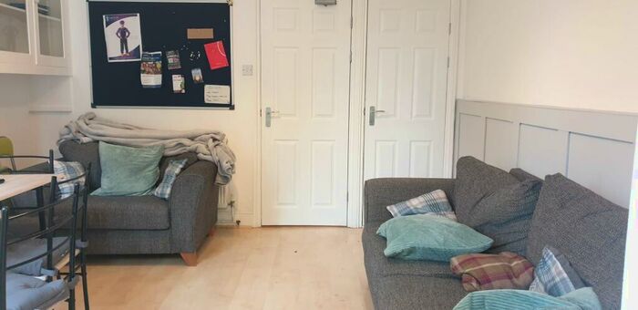 5 Bedroom Terraced House To Rent In Boultham Avenue, LN5