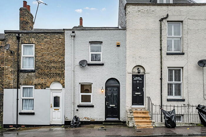 2 Bedroom Terraced House For Sale In Hereson Road, Ramsgate, CT11