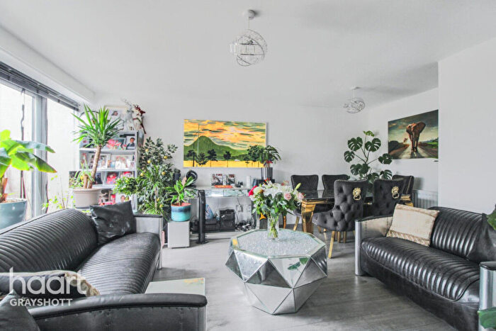 3 Bedroom Terraced House For Sale In Lamerton Close, Bordon, GU35